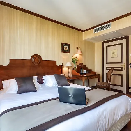 Montparnasse Hotel 4*