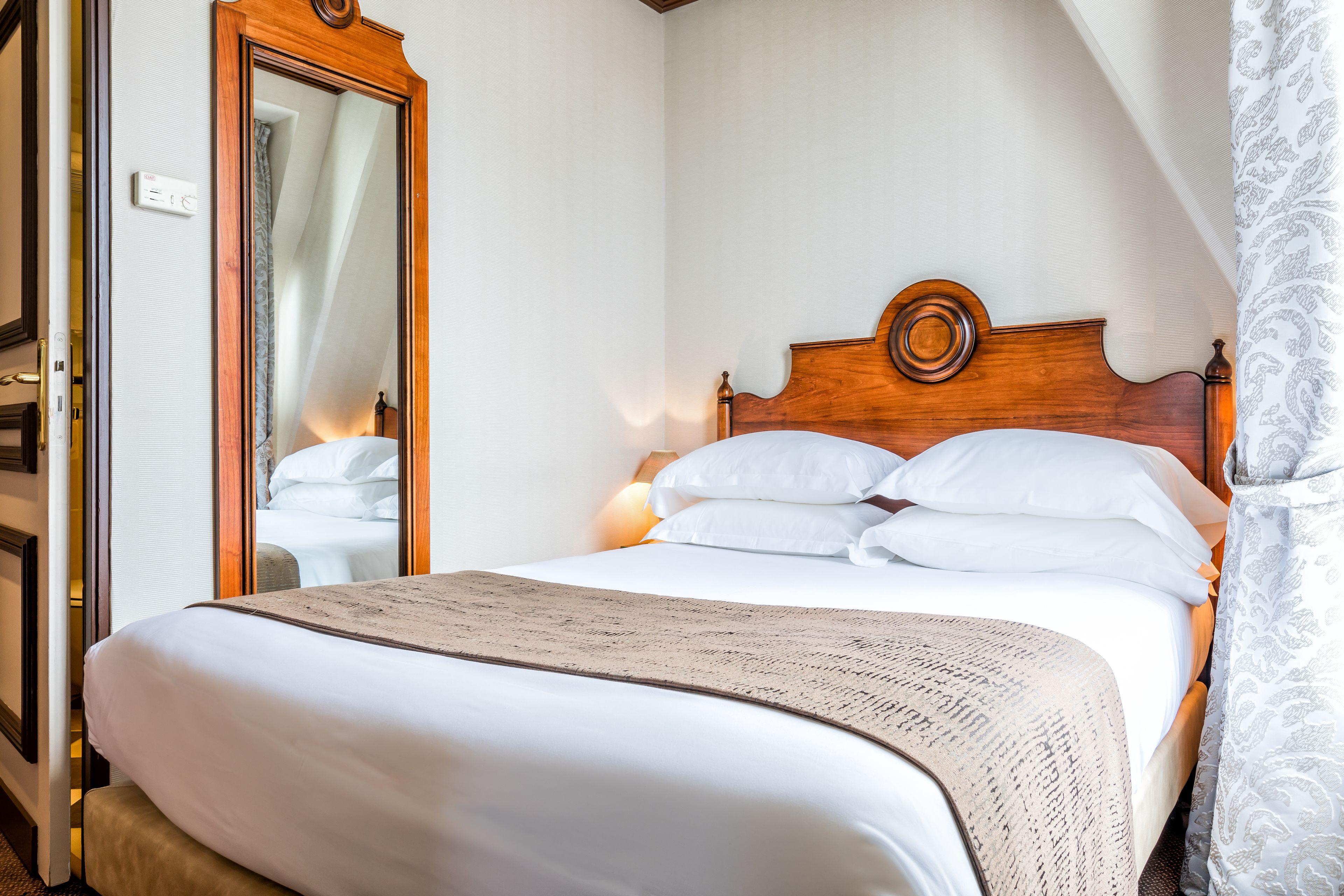 Montparnasse Hotel 4*