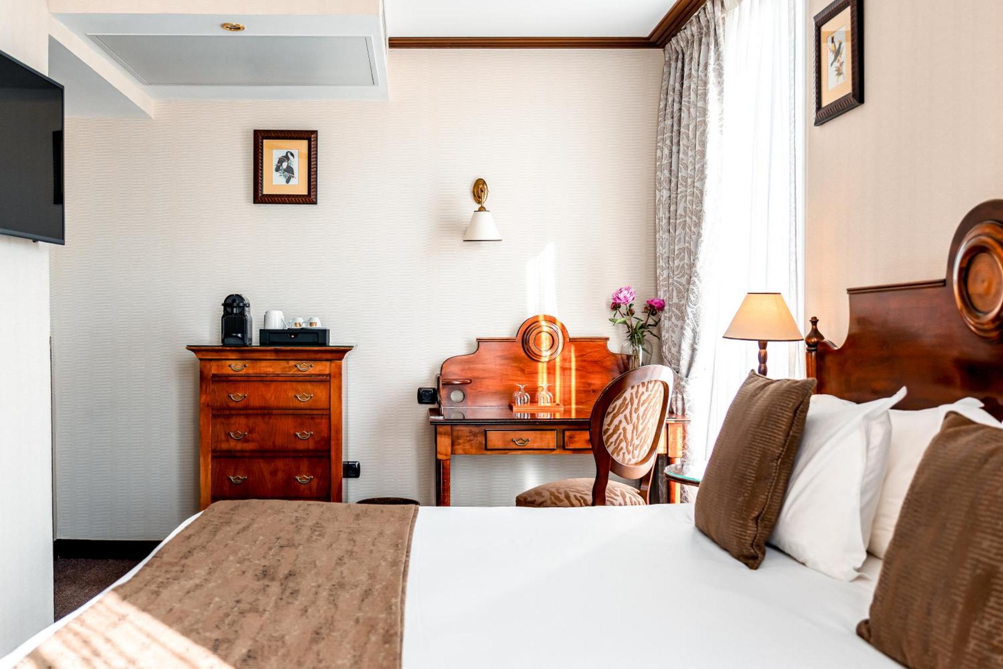 Montparnasse Hotel Paris