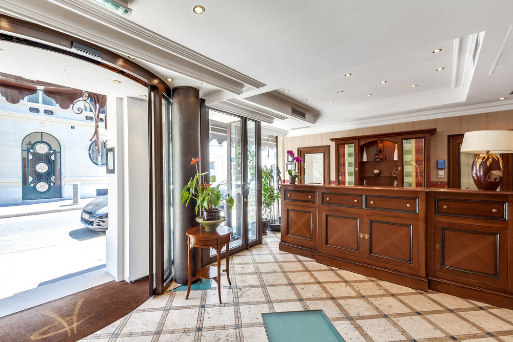 Hotel Montparnasse 4*